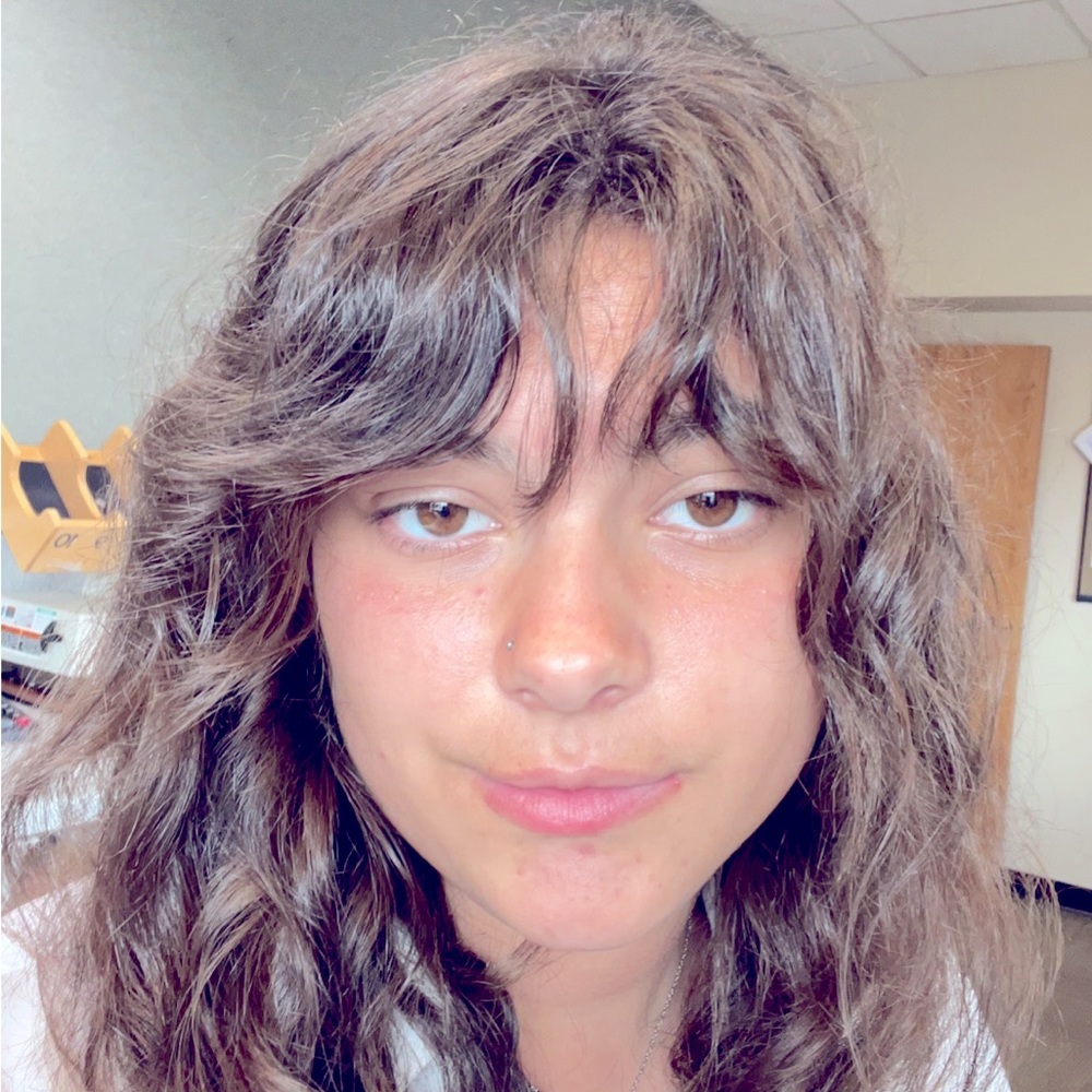 Meet your Posher, Alissa